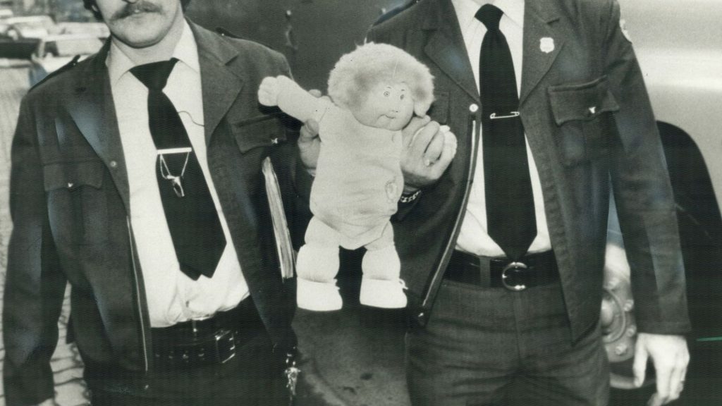 Cabbage Patch Kids riots historic Christmas shopping chaos