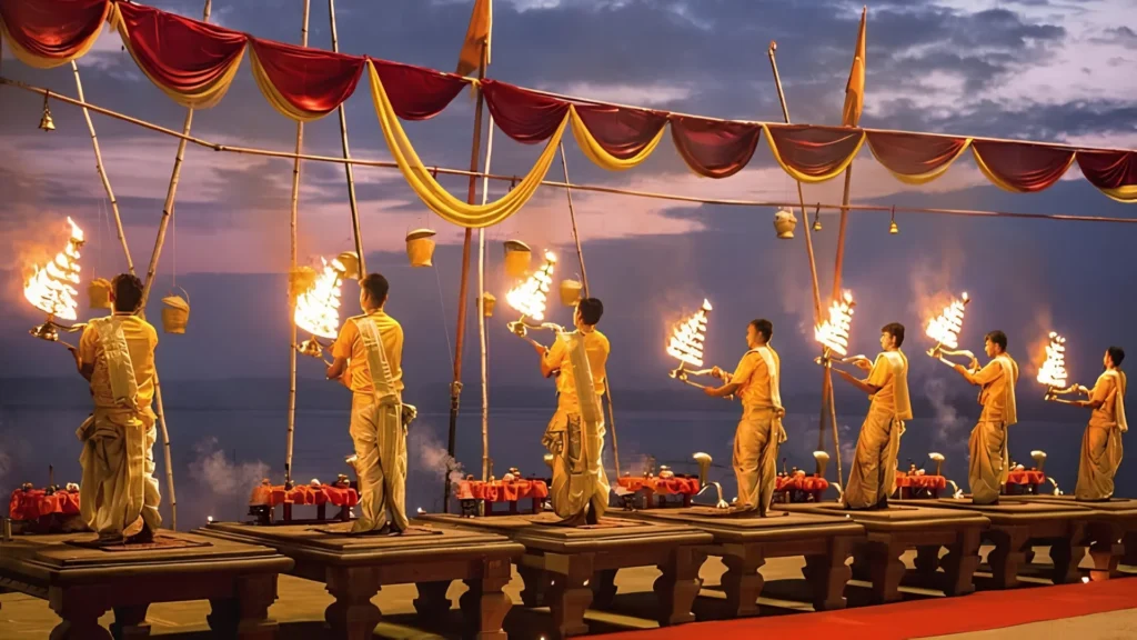 Indian Tourism:Ganga Aarti in Varanasi
