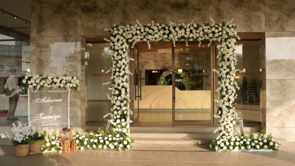 entrance decoration for wedding at home